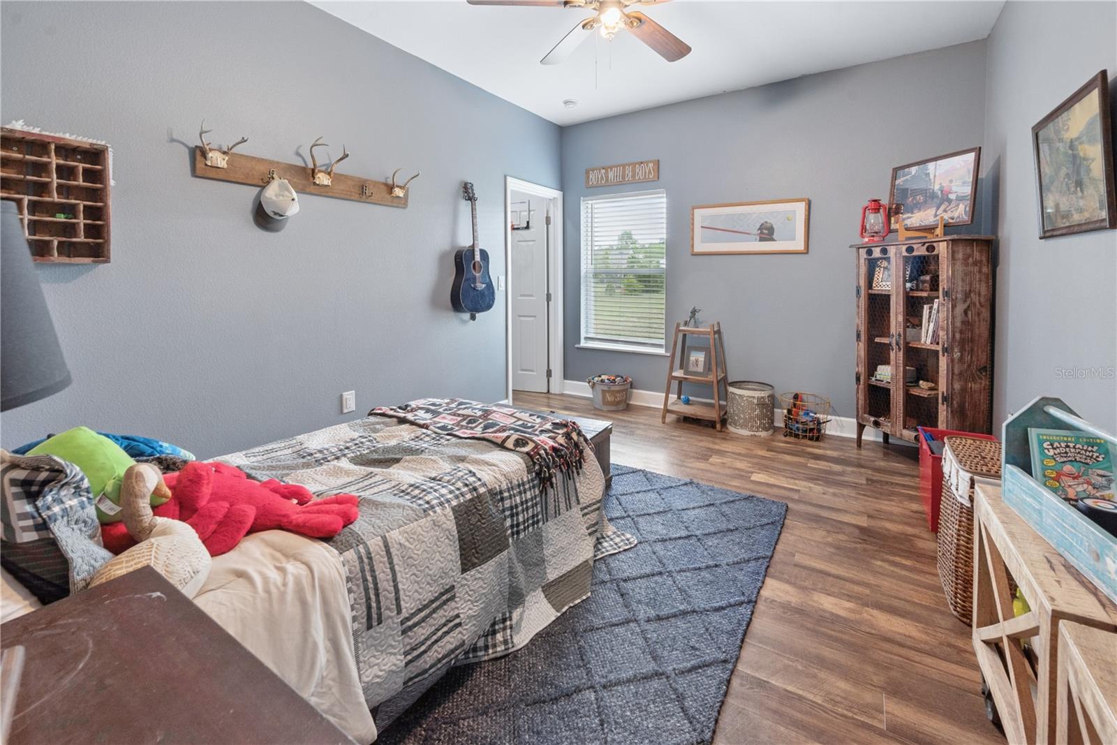 BUCK BAY PH 3 - Residential