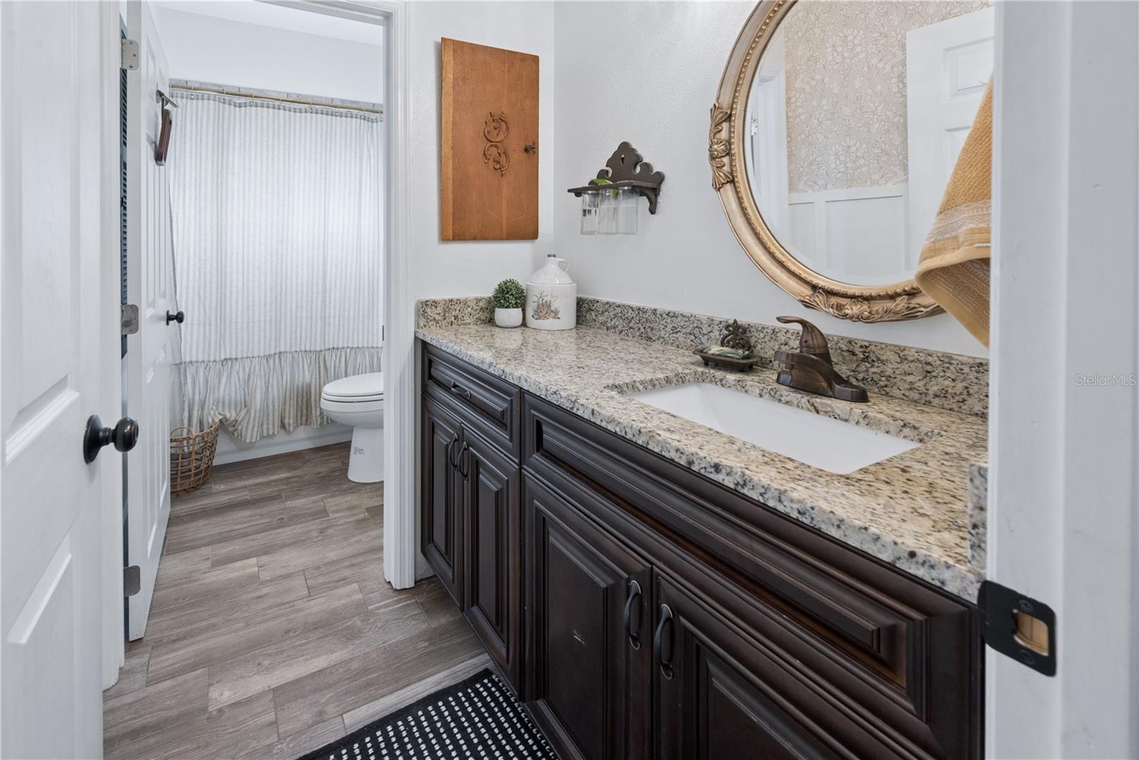 BUCK BAY PH 3 - Residential