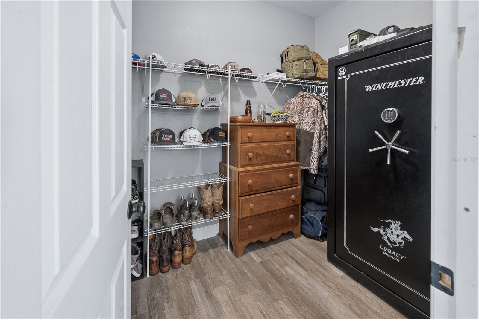 BUCK BAY PH 3 - Residential