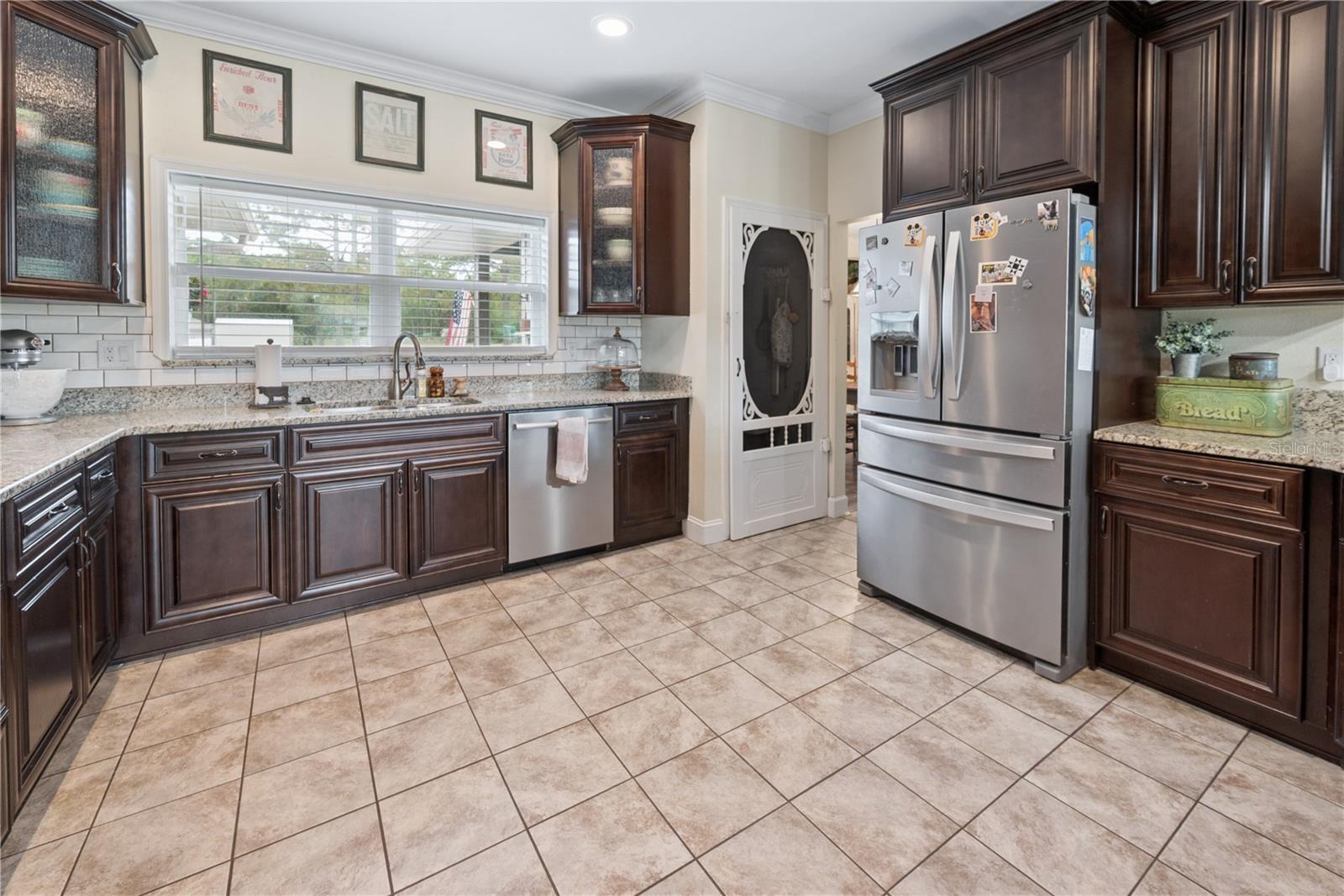 BUCK BAY PH 3 - Residential