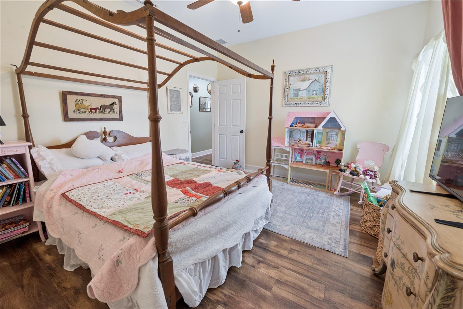 BUCK BAY PH 3 - Residential