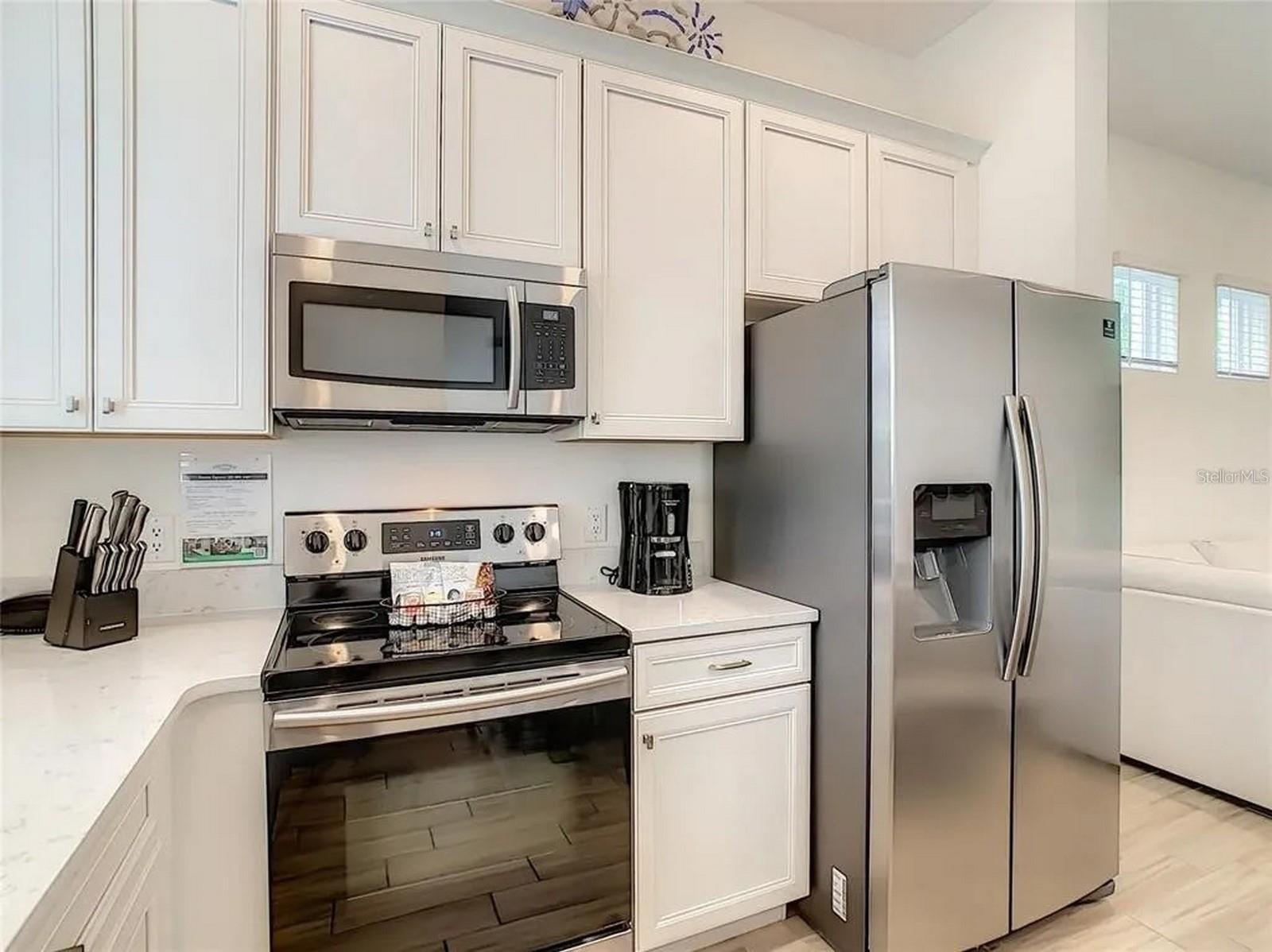 8037 LOST SHAKER LANE