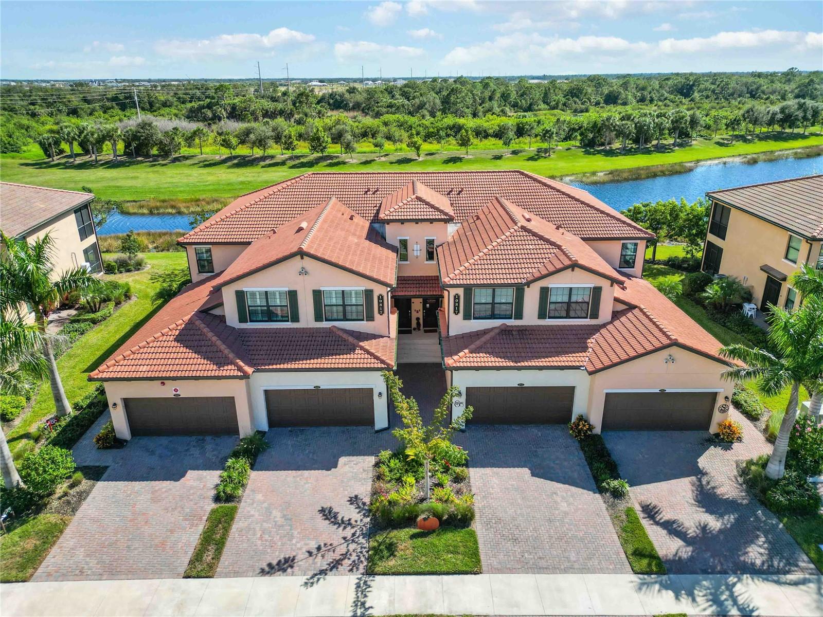 SARASOTA NATIONAL 10817 TARFLOWER DRIVE #201 - Residential