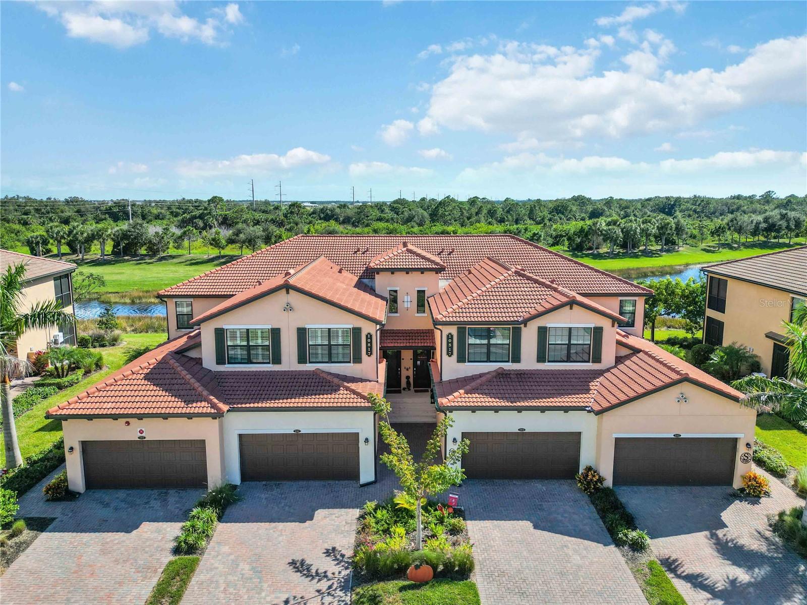 SARASOTA NATIONAL 10817 TARFLOWER DRIVE #201 - Residential