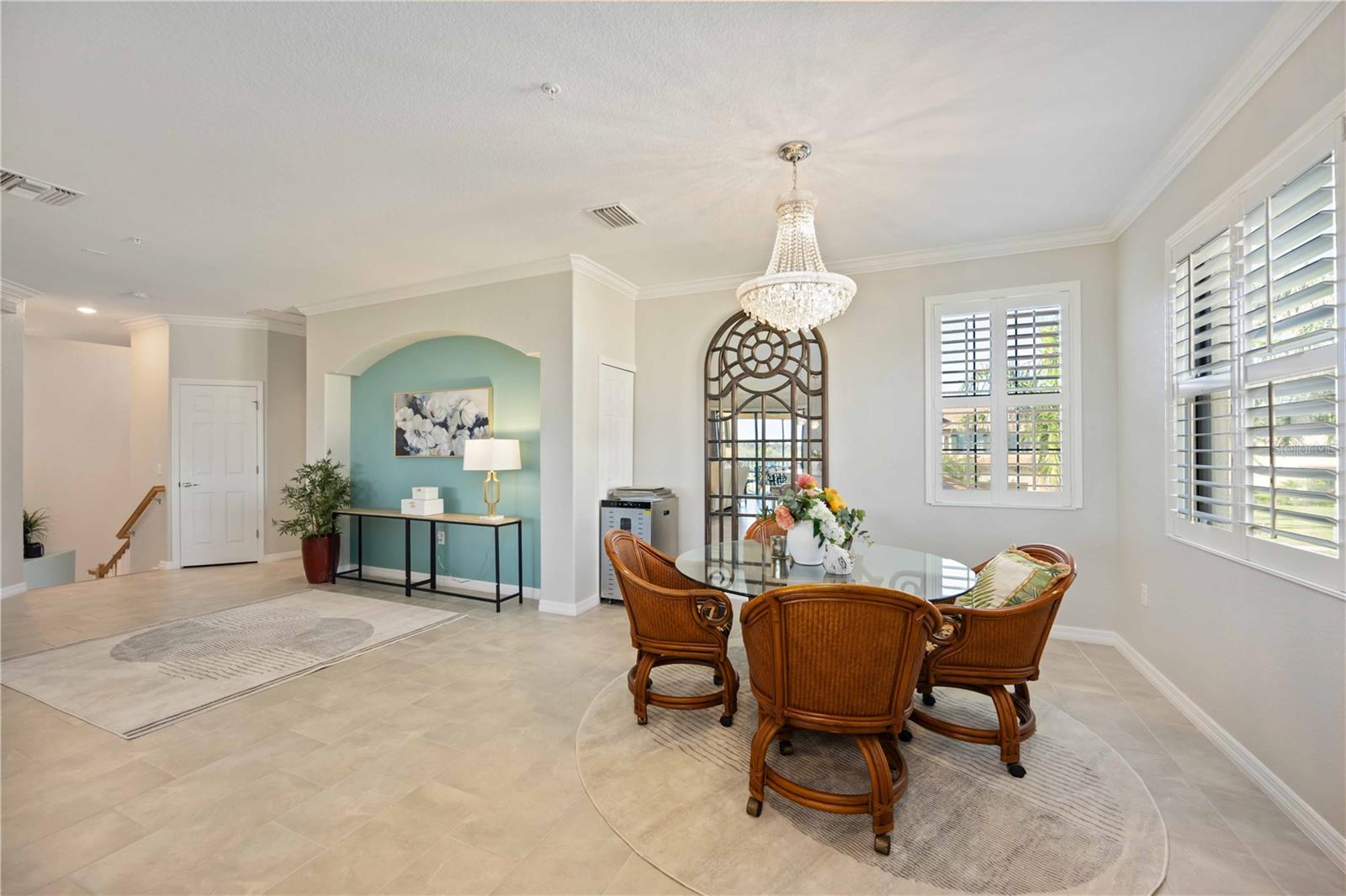 SARASOTA NATIONAL 10817 TARFLOWER DRIVE #201 - Residential