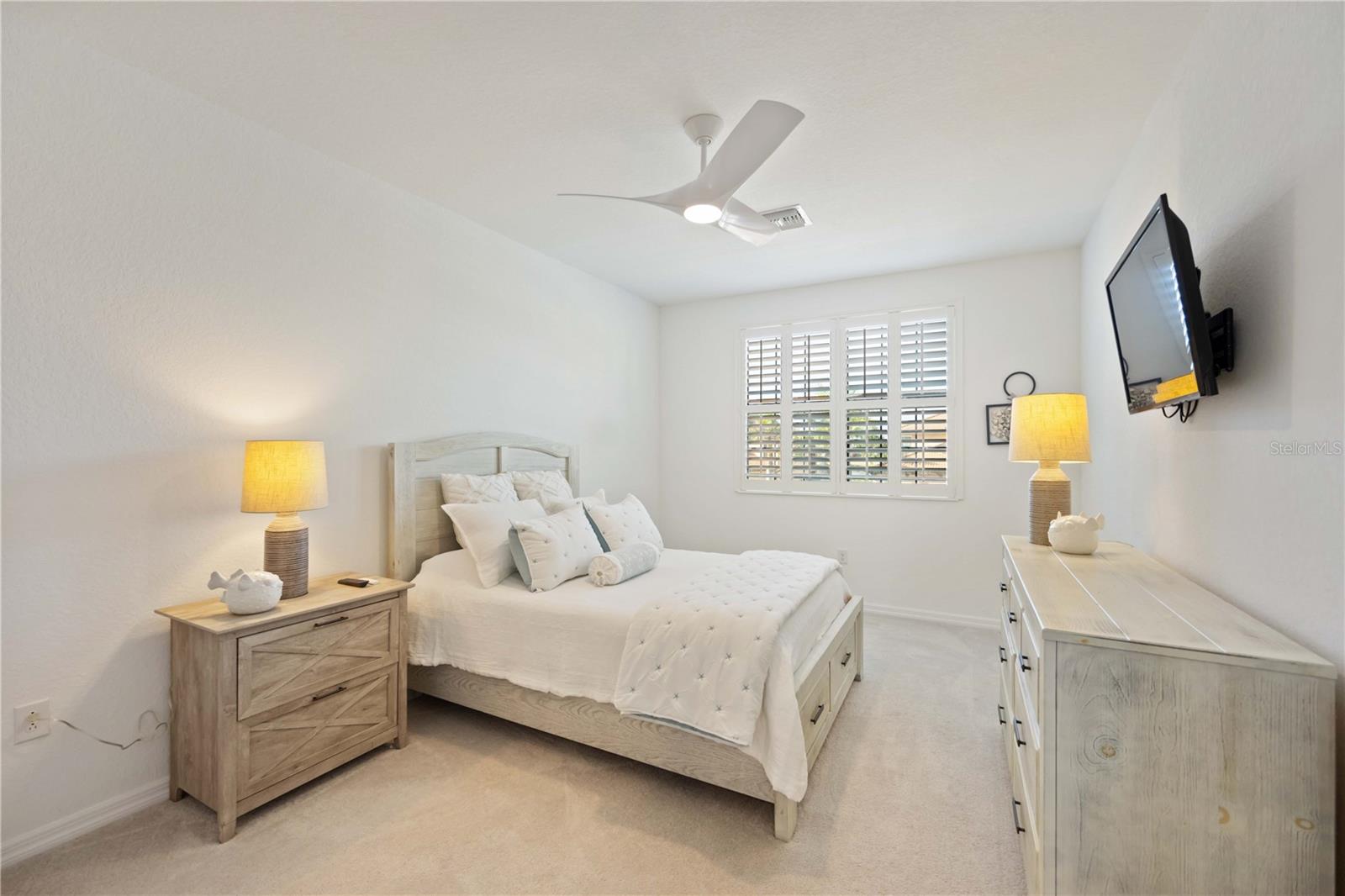 SARASOTA NATIONAL 10817 TARFLOWER DRIVE #201 - Residential