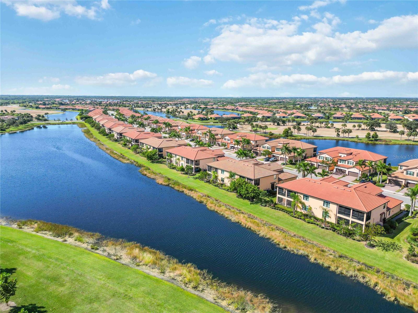 SARASOTA NATIONAL 10817 TARFLOWER DRIVE #201 - Residential