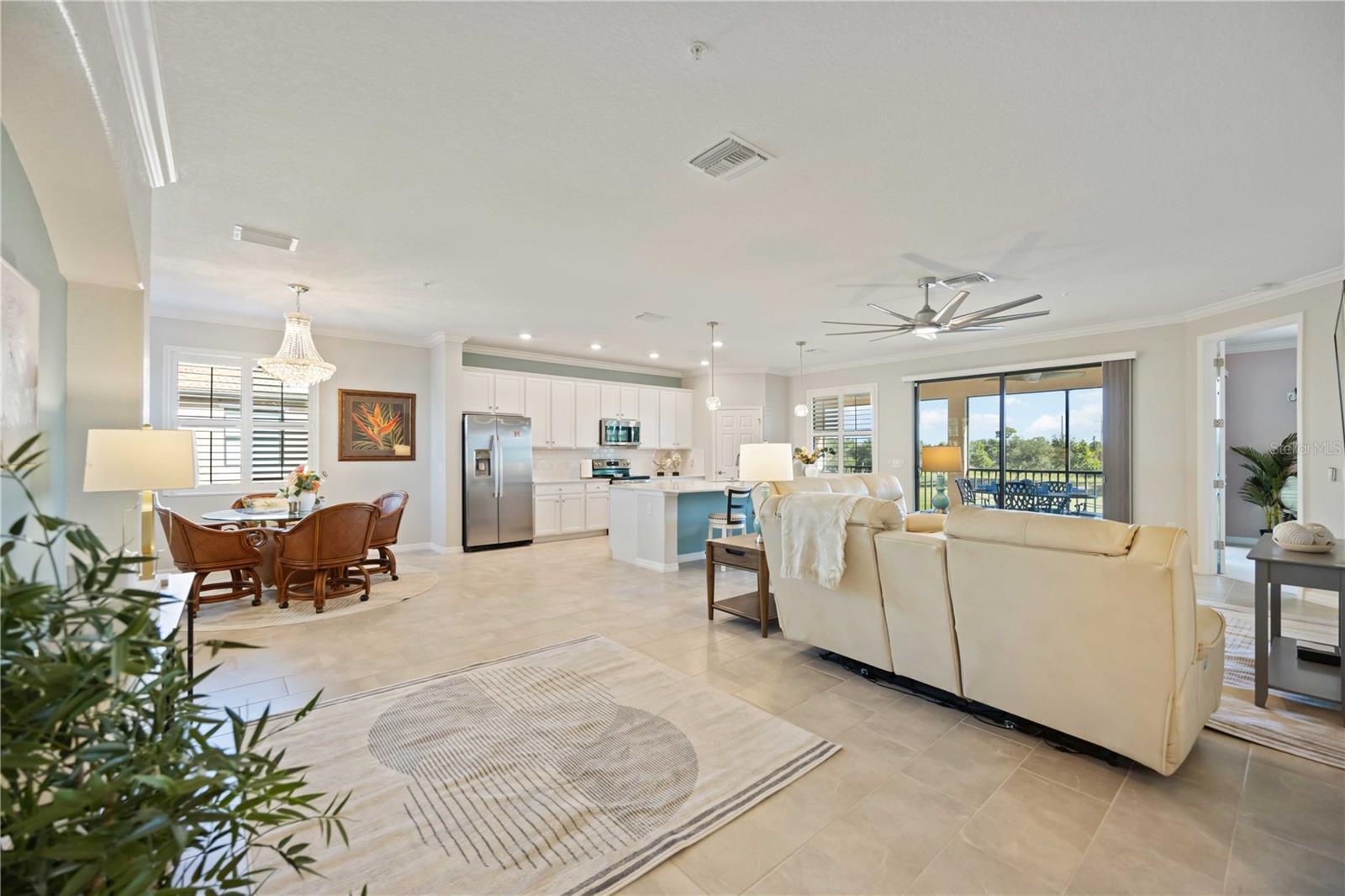 SARASOTA NATIONAL 10817 TARFLOWER DRIVE #201 - Residential