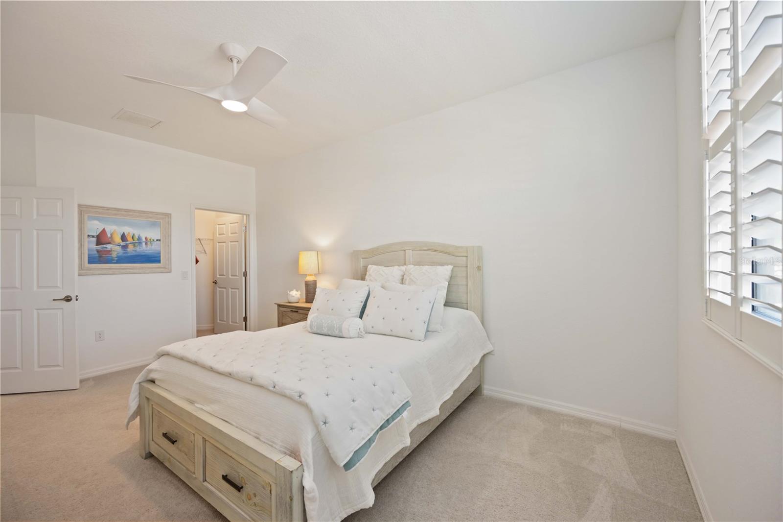 SARASOTA NATIONAL 10817 TARFLOWER DRIVE #201 - Residential