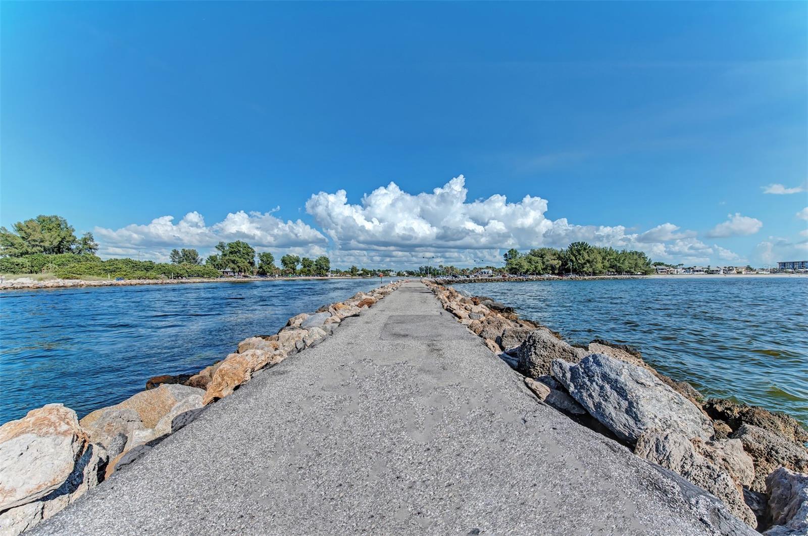 SARASOTA NATIONAL 10817 TARFLOWER DRIVE #201 - Residential
