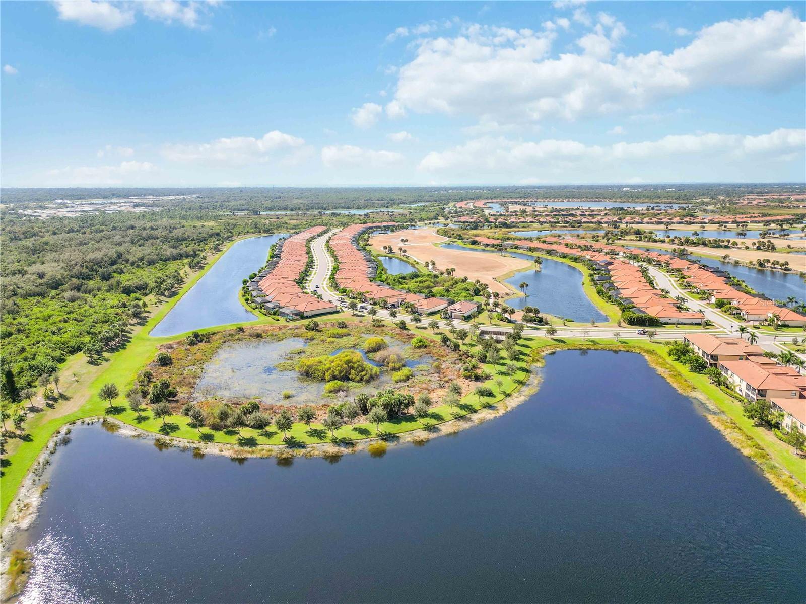 SARASOTA NATIONAL 10817 TARFLOWER DRIVE #201 - Residential