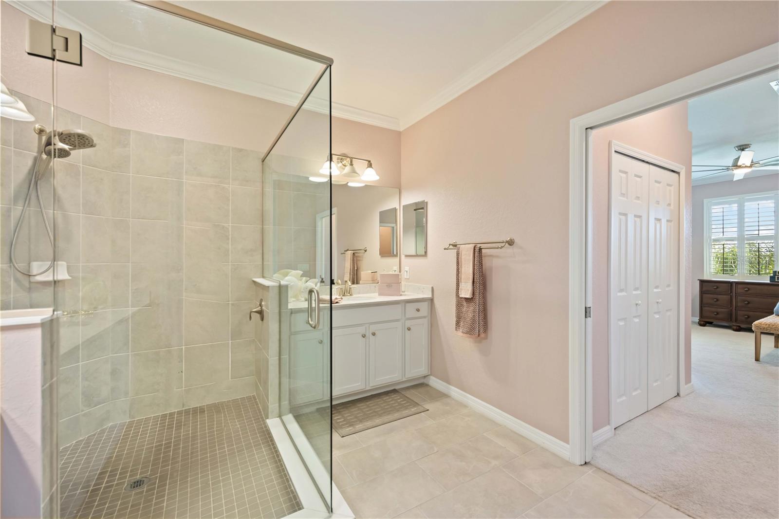 SARASOTA NATIONAL 10817 TARFLOWER DRIVE #201 - Residential