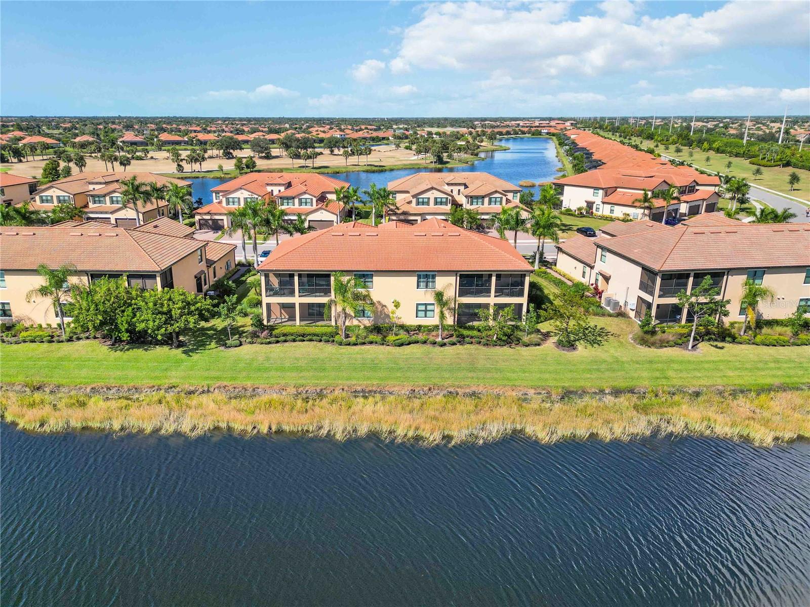 SARASOTA NATIONAL 10817 TARFLOWER DRIVE #201 - Residential