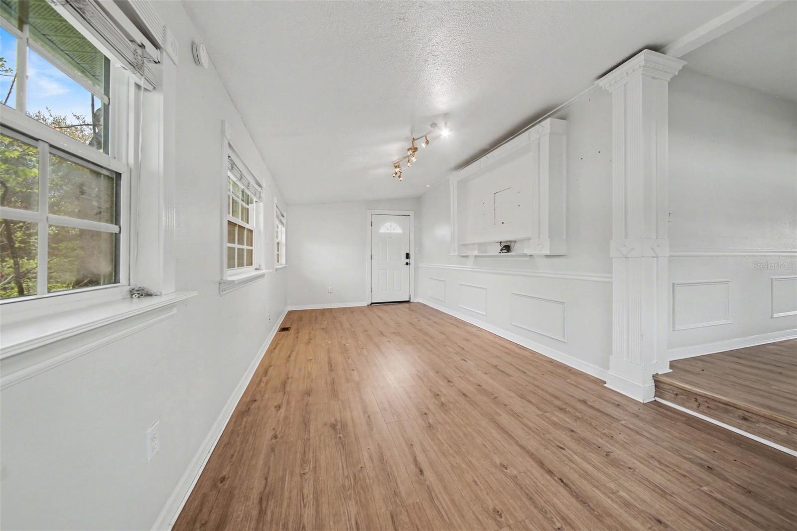 EAST ORANGE PARK - Residential