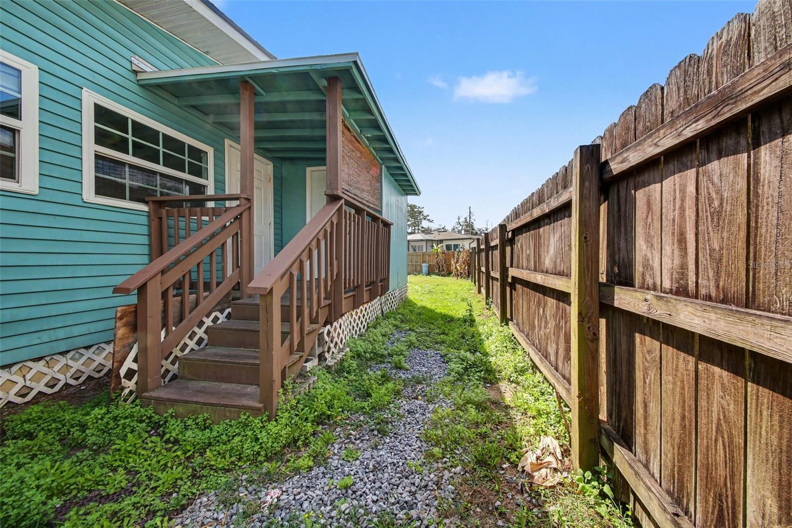 EAST ORANGE PARK - Residential