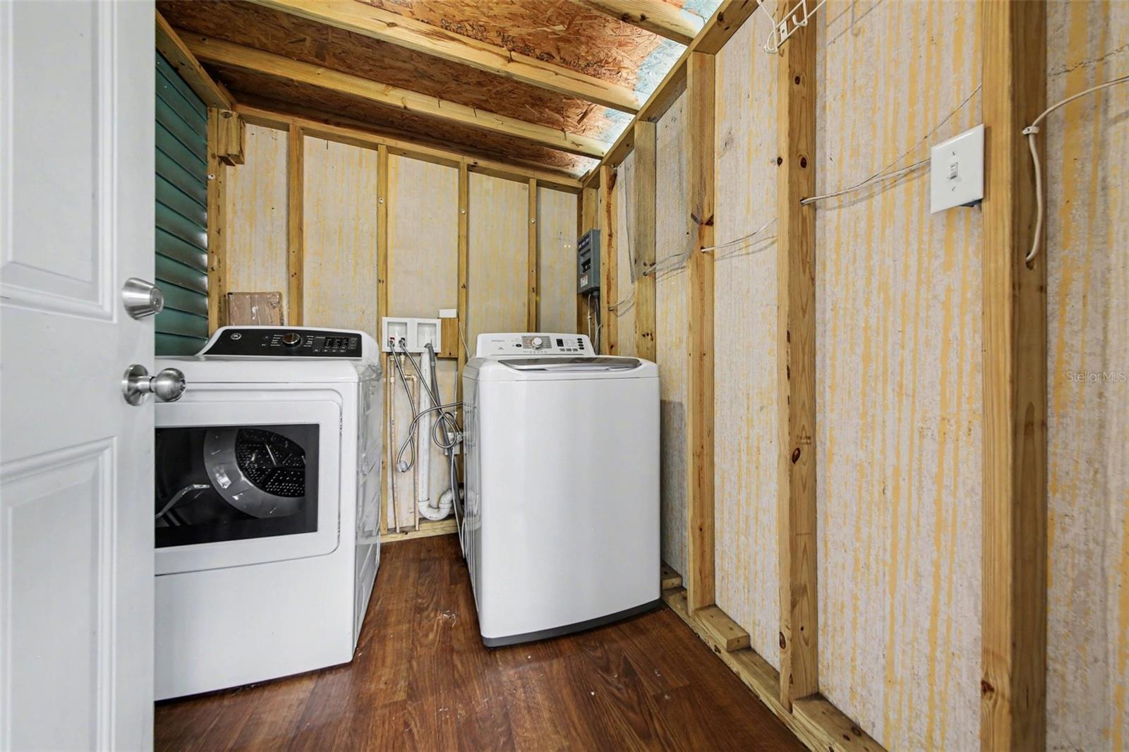 EAST ORANGE PARK - Residential