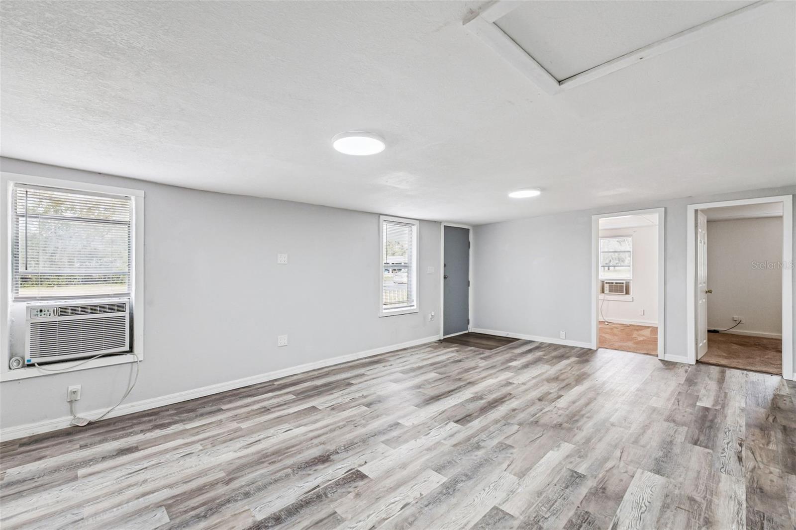 SEYMOURS - Residential