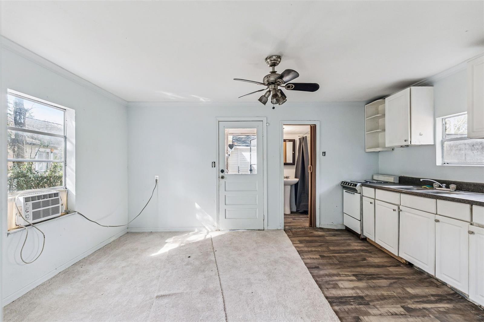 SEYMOURS - Residential