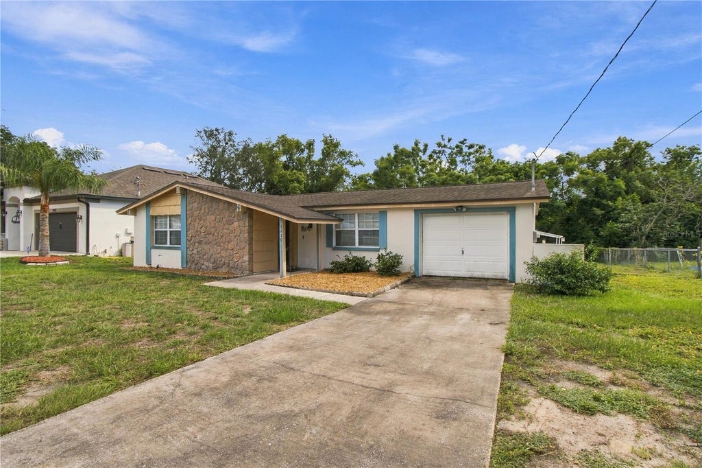 Photo of 1110 E Boyer Street, Tarpon Springs, FL 34689 (MLS # TB8548796)