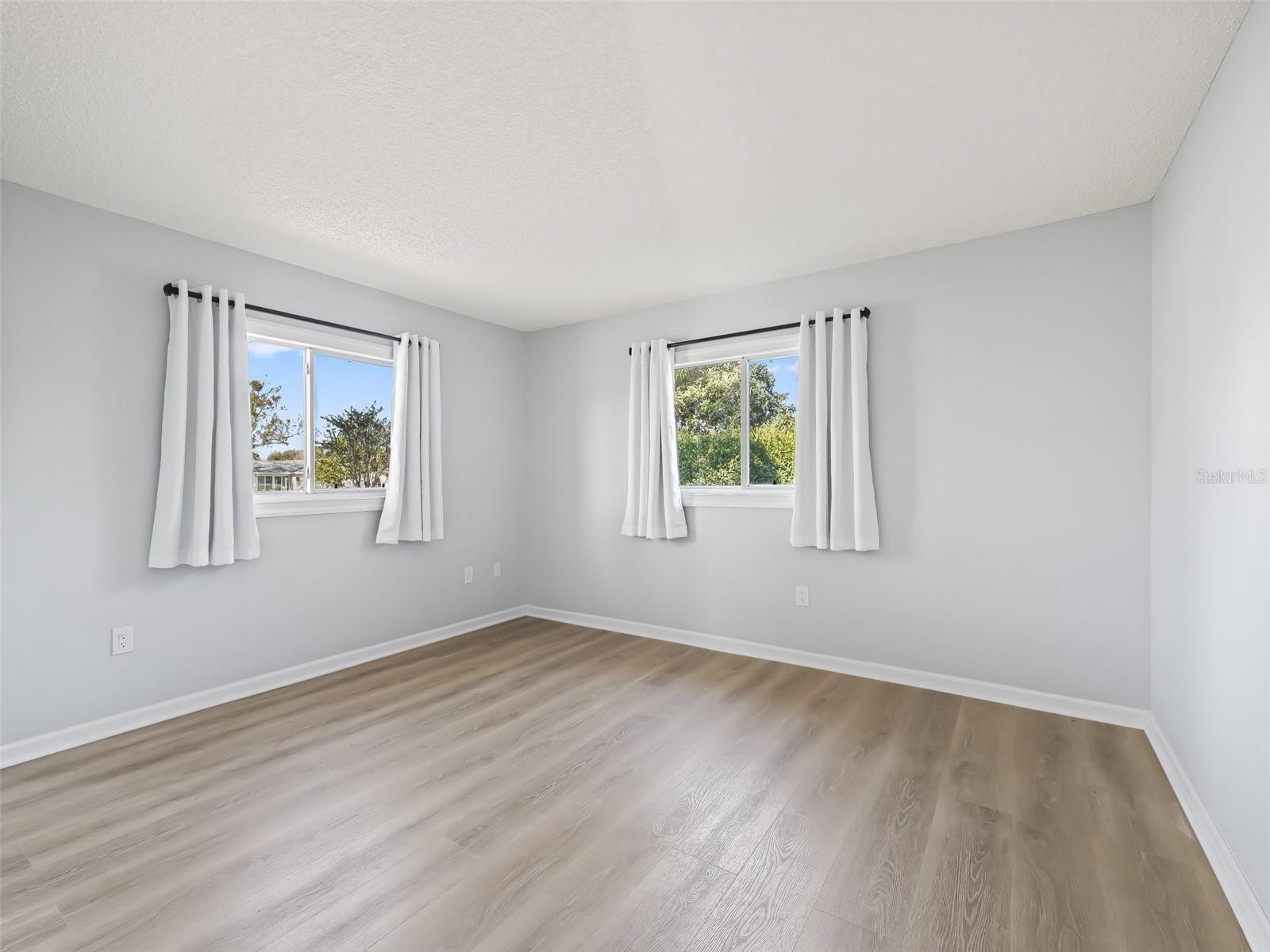 SPRUCE CREEK SOUTH - Residential