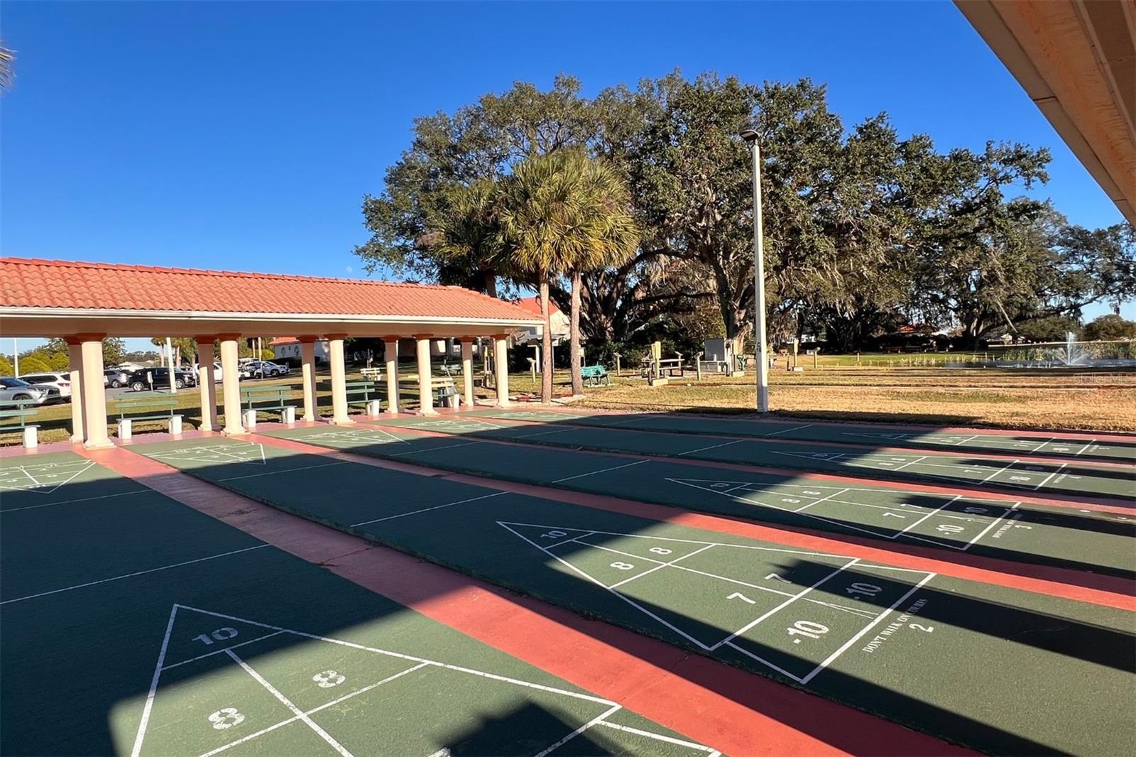 SPRUCE CREEK SOUTH - Residential