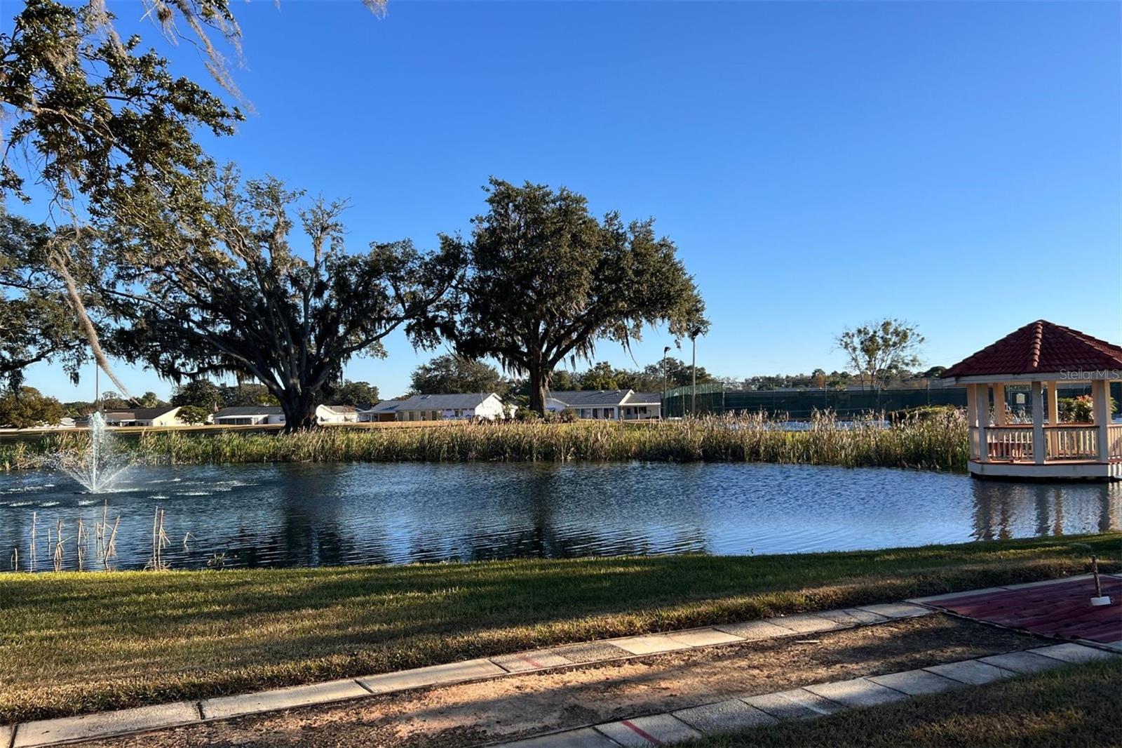 SPRUCE CREEK SOUTH - Residential