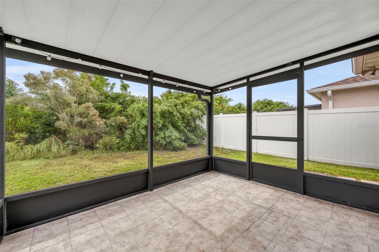 STERLING MEADOWS - Residential