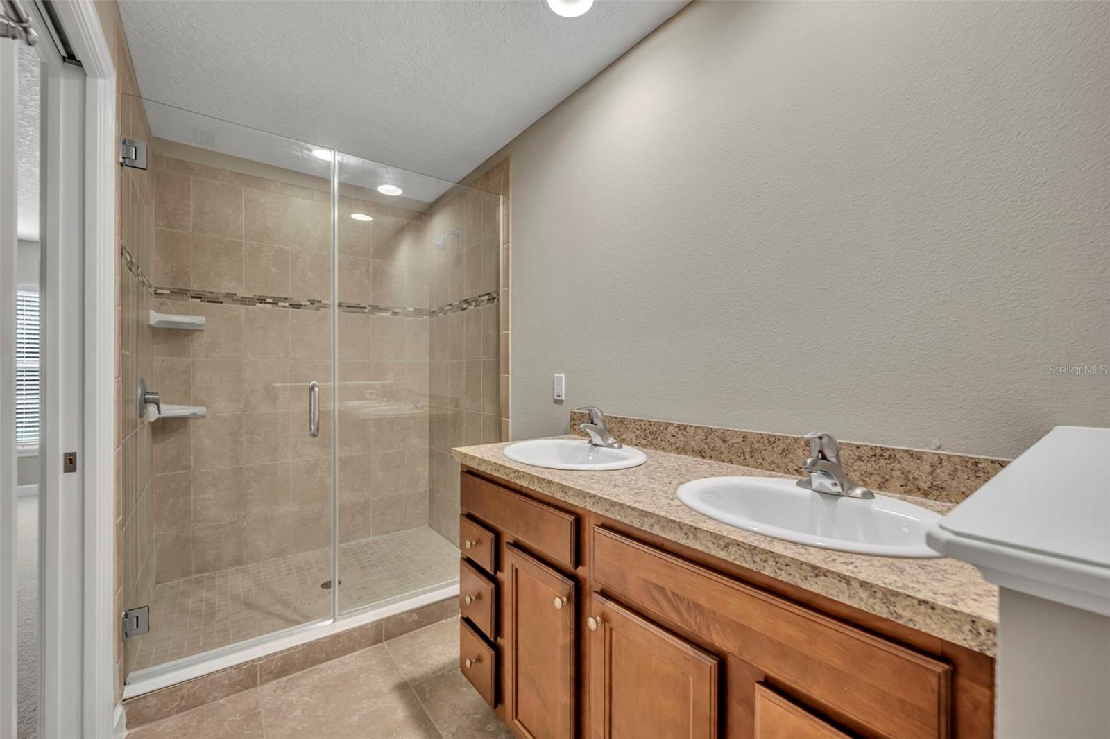 STERLING MEADOWS - Residential