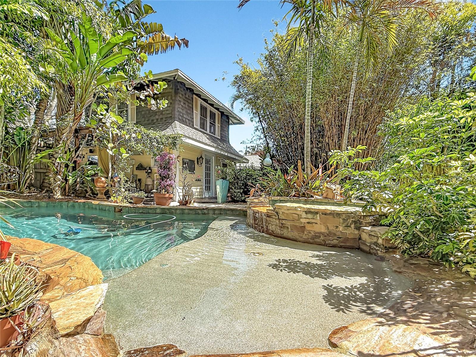 DICKINS H E - Residential