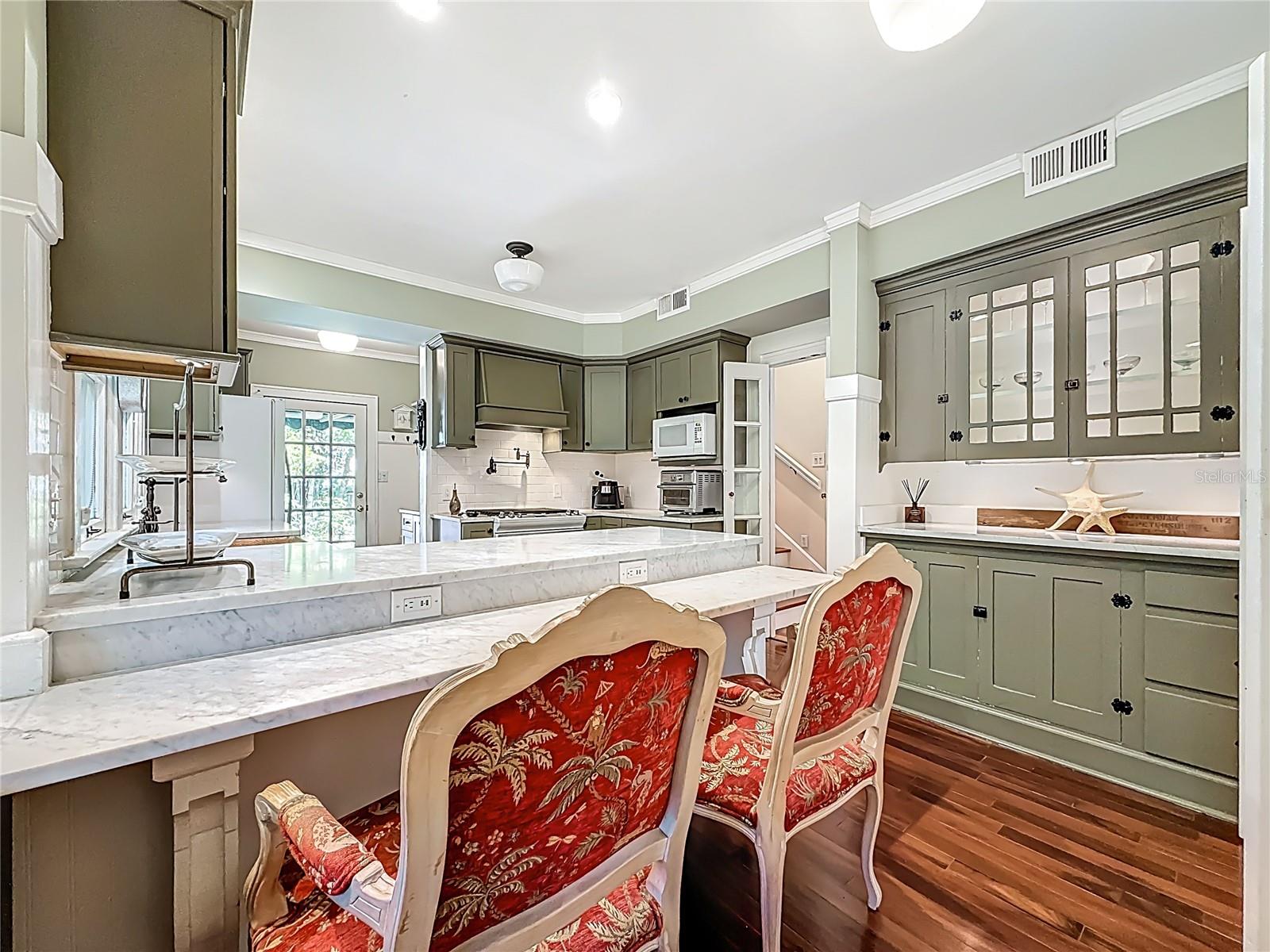 DICKINS H E - Residential