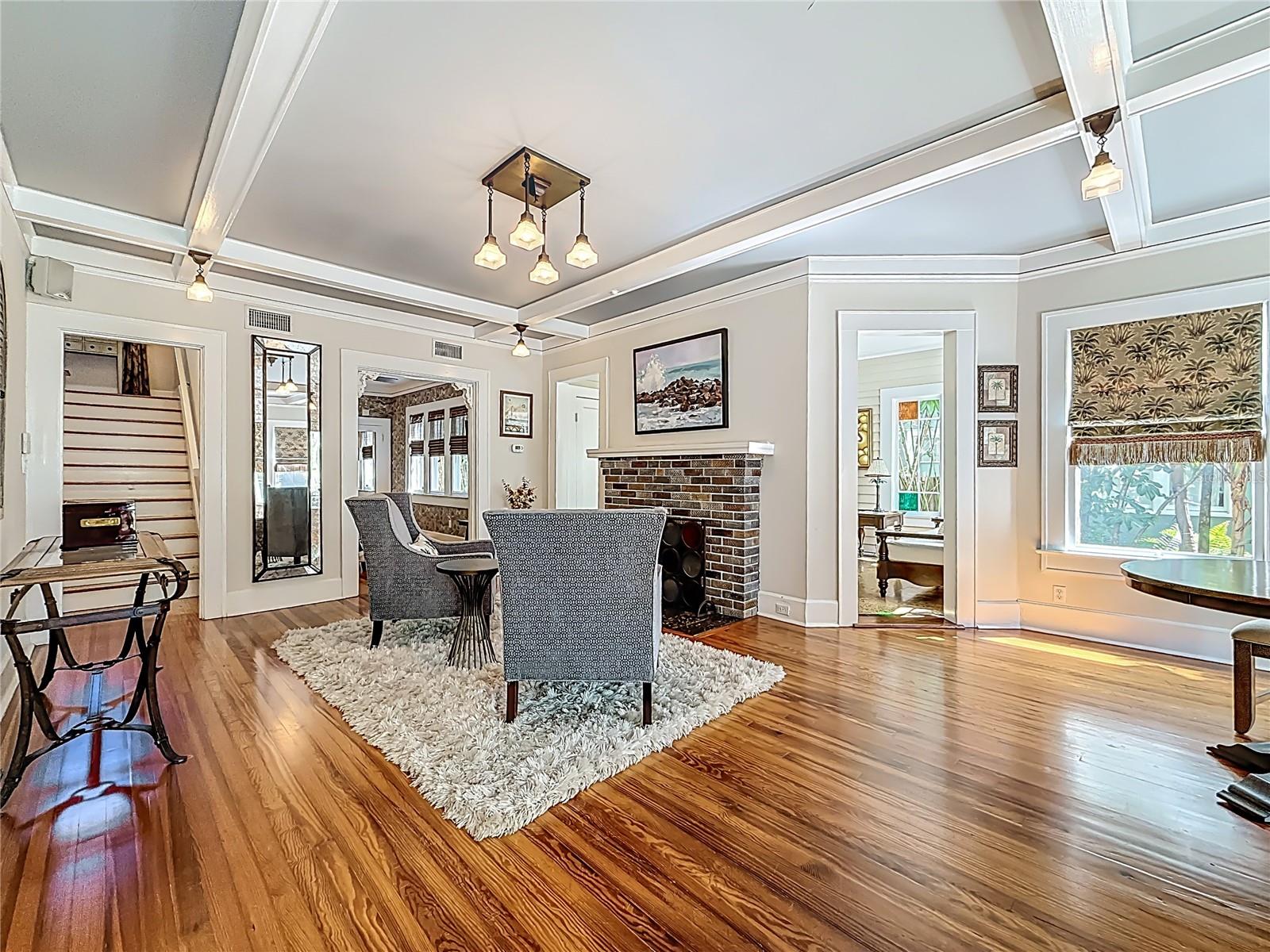 DICKINS H E - Residential