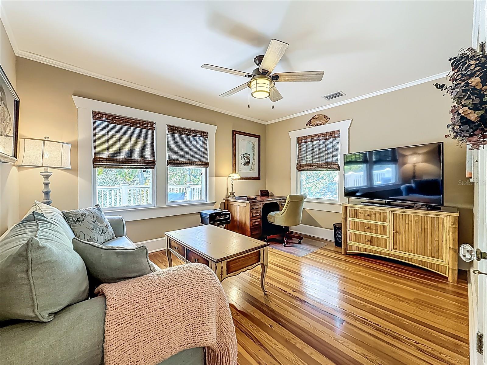 DICKINS H E - Residential