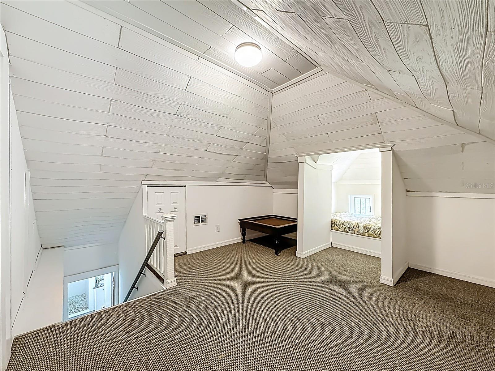 DICKINS H E - Residential