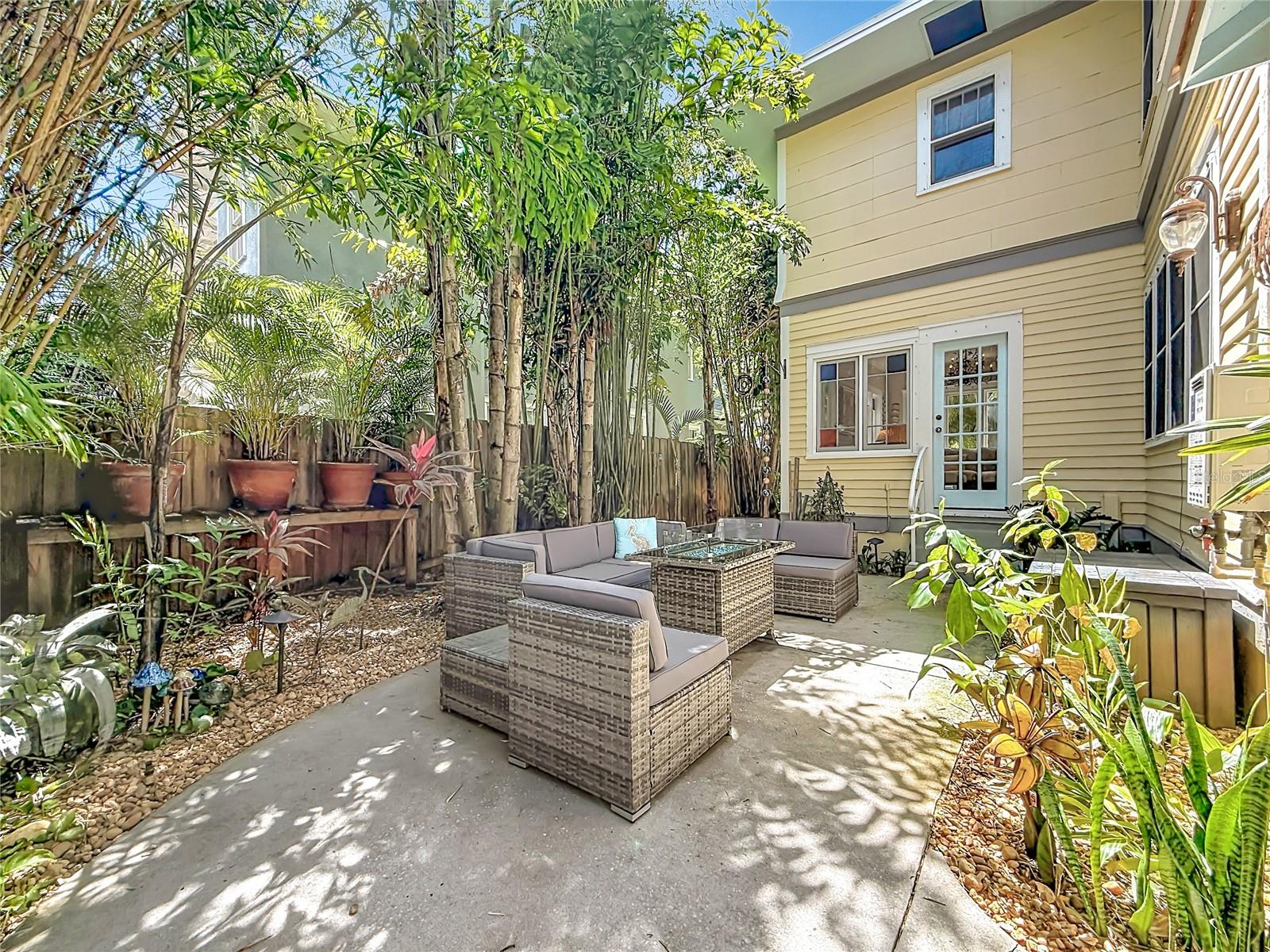 DICKINS H E - Residential