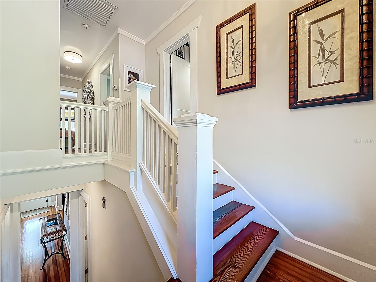 DICKINS H E - Residential