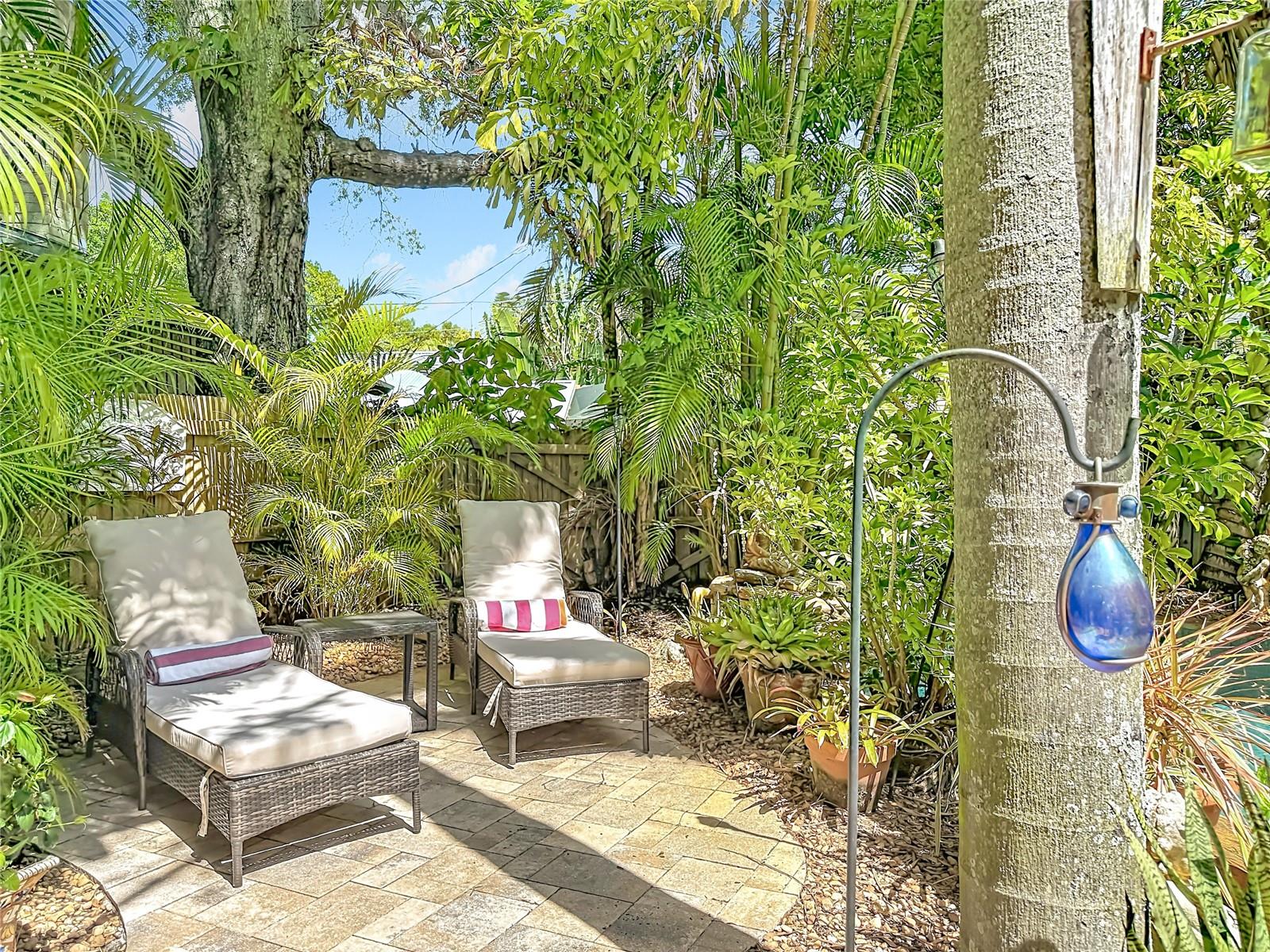 DICKINS H E - Residential