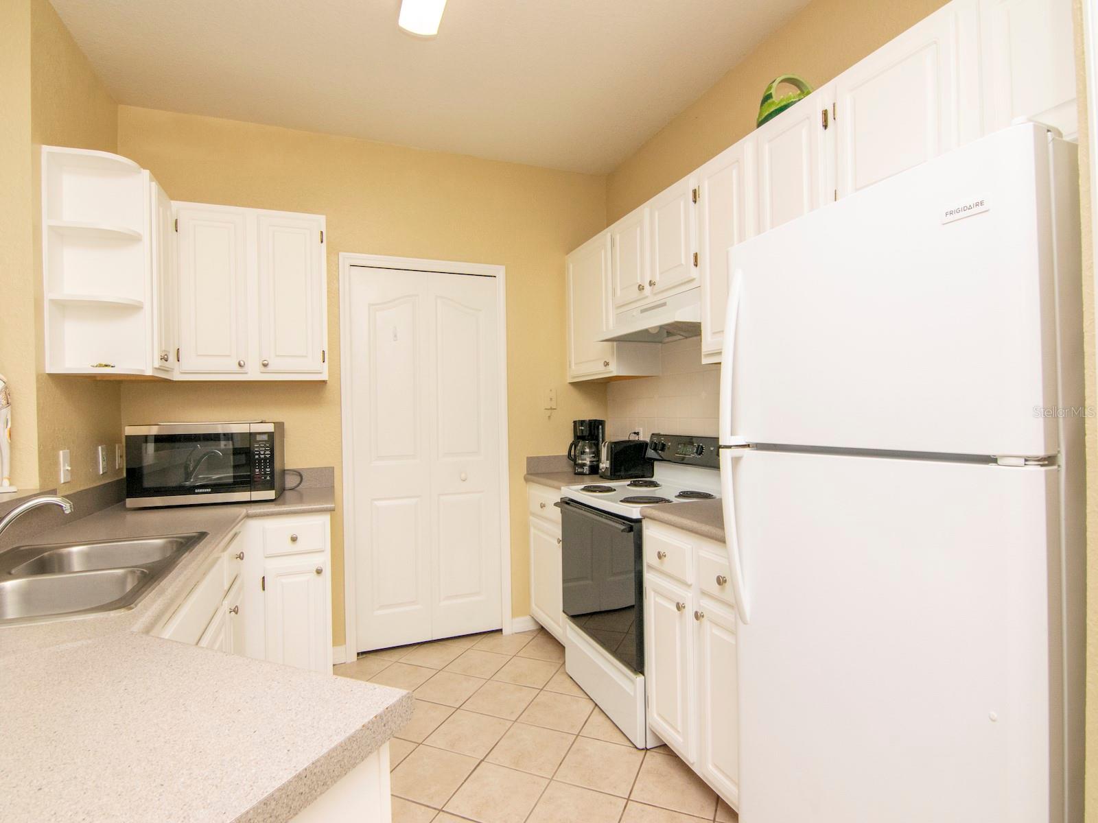 ALLEGRO PALM A CONDO - Residential