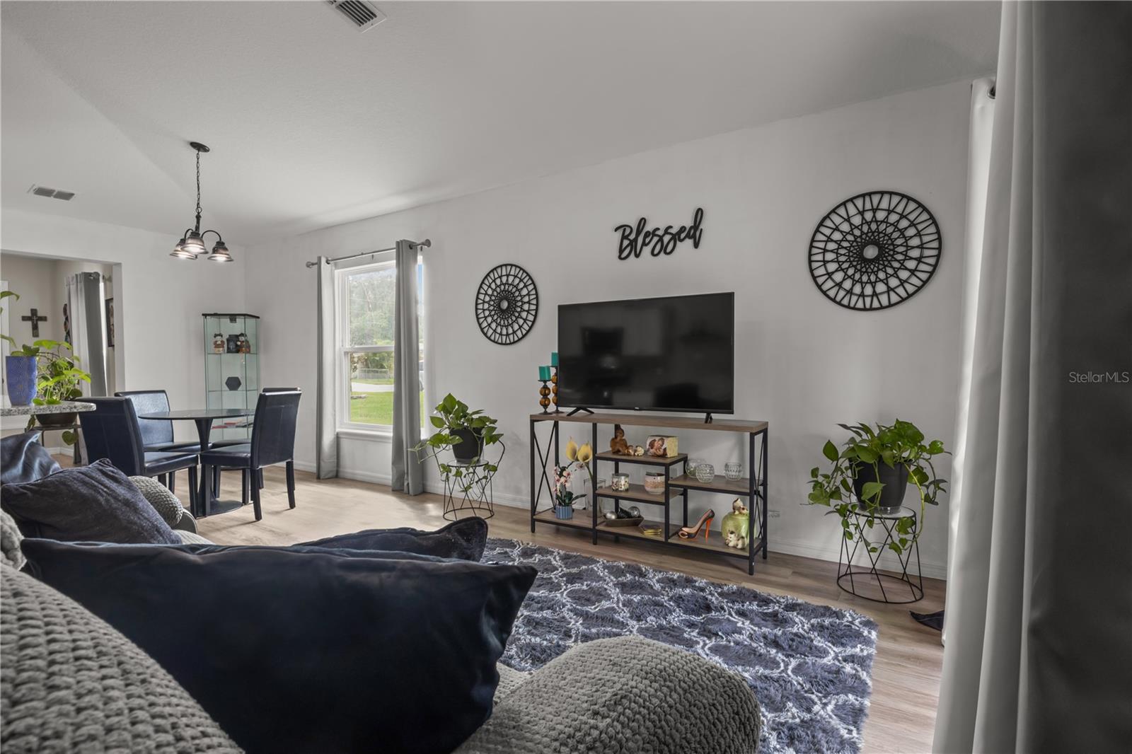 HIGHLAND PARK SUB - Residential