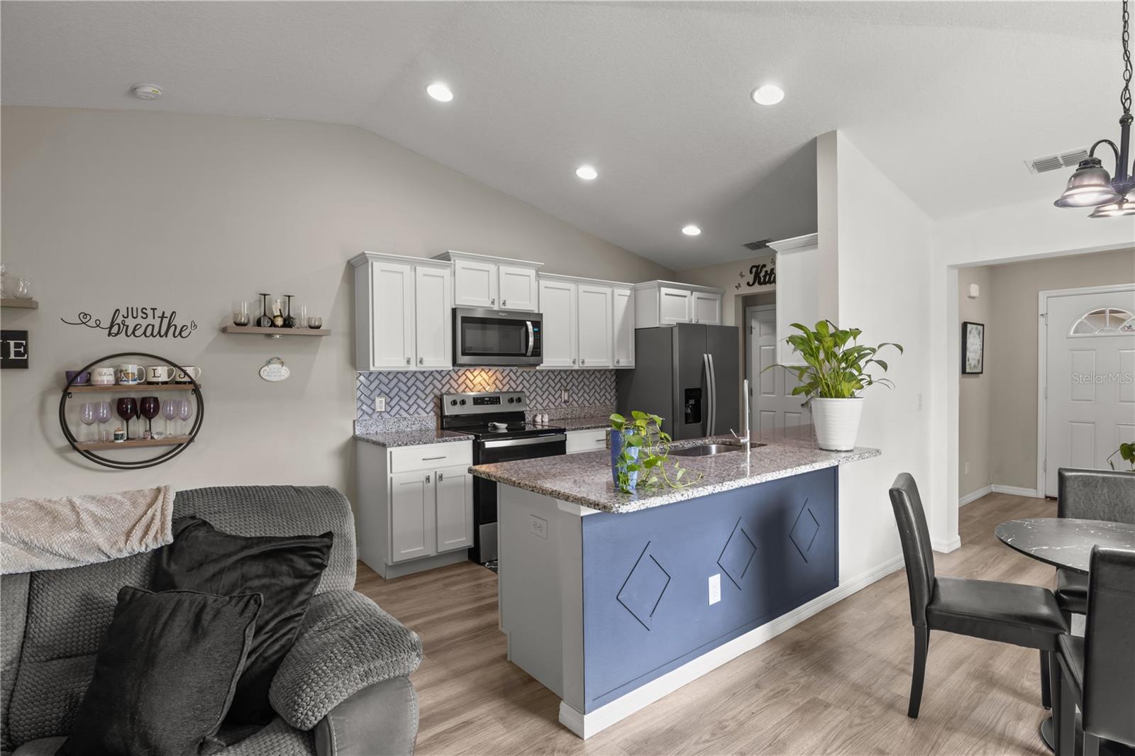 HIGHLAND PARK SUB - Residential