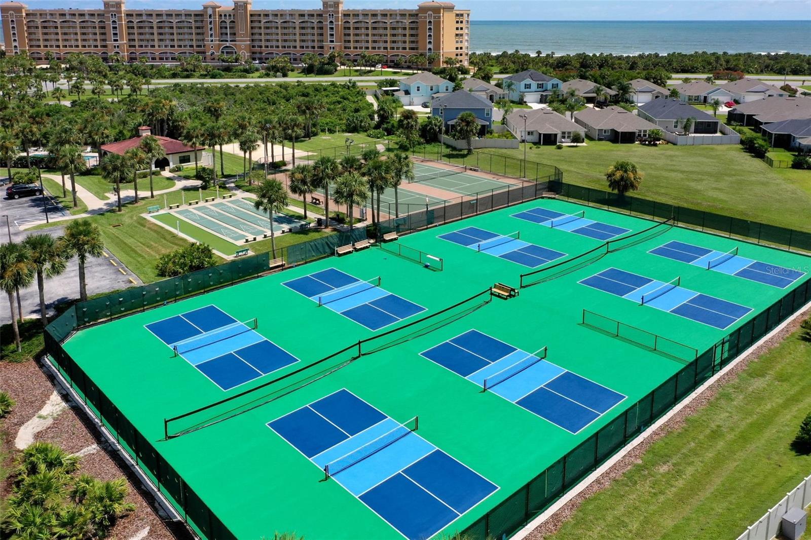 SURF CLUB 2 CONDO - Residential