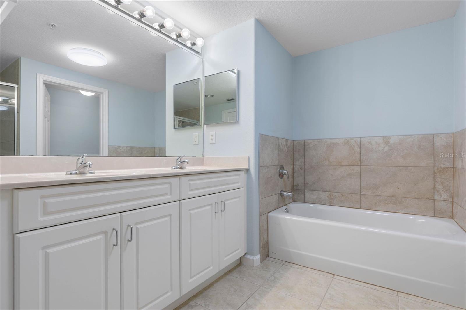 SURF CLUB 2 CONDO - Residential