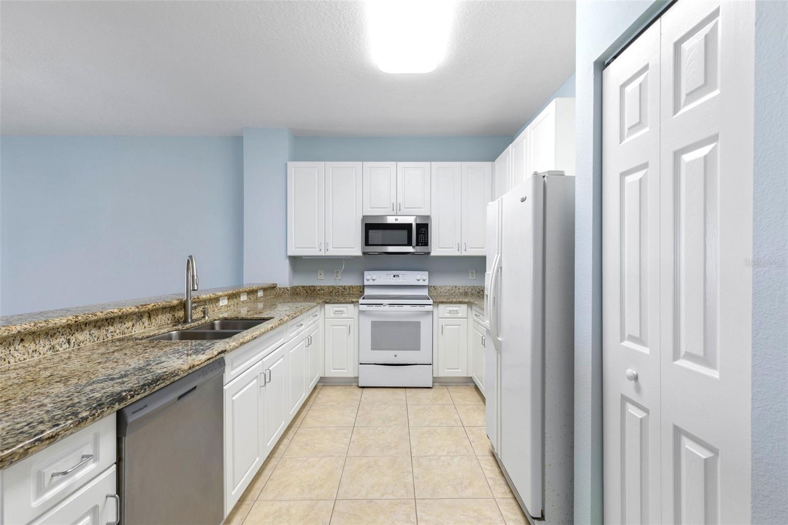 SURF CLUB 2 CONDO - Residential