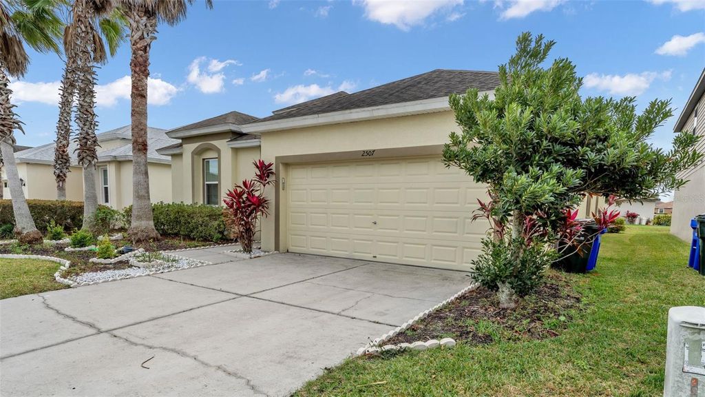 Photo of 2507 Torrens Drive, Lakeland, FL 33805 (MLS # L4957999)