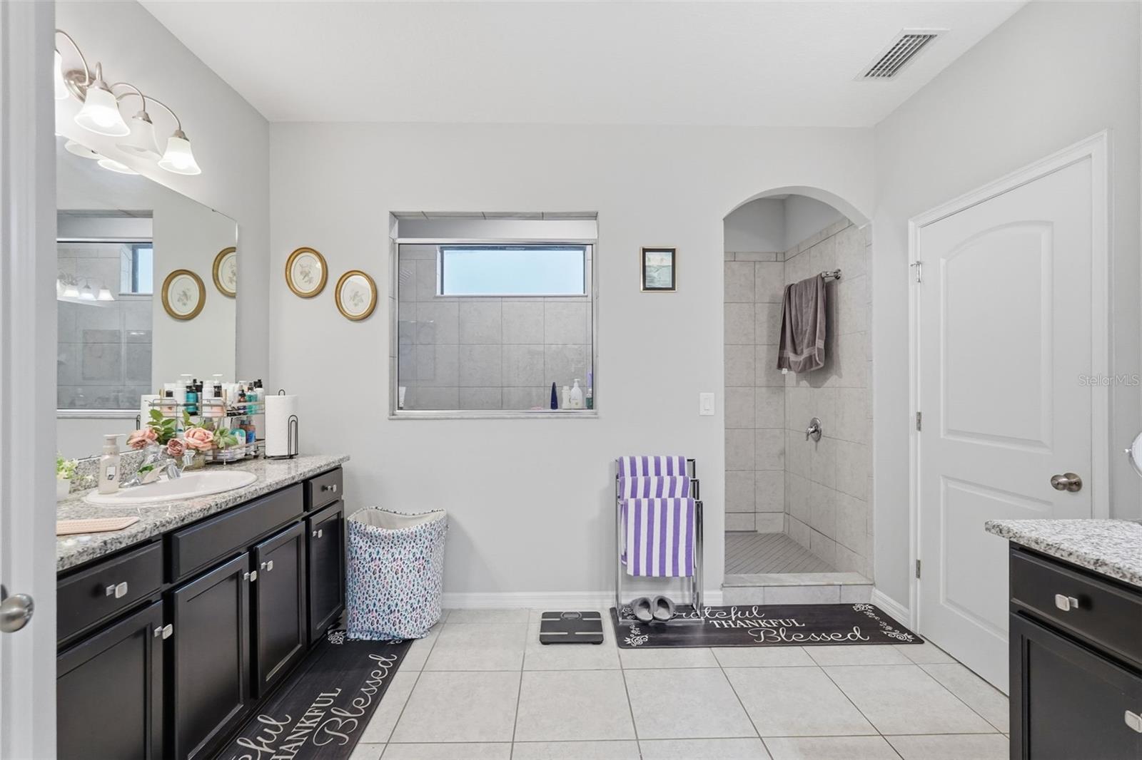 LAKESIDE PH 3 - Residential