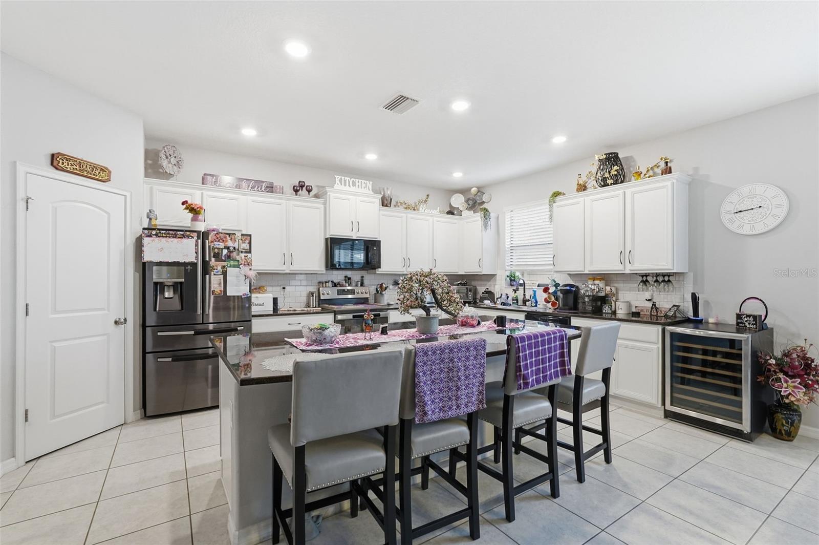 LAKESIDE PH 3 - Residential