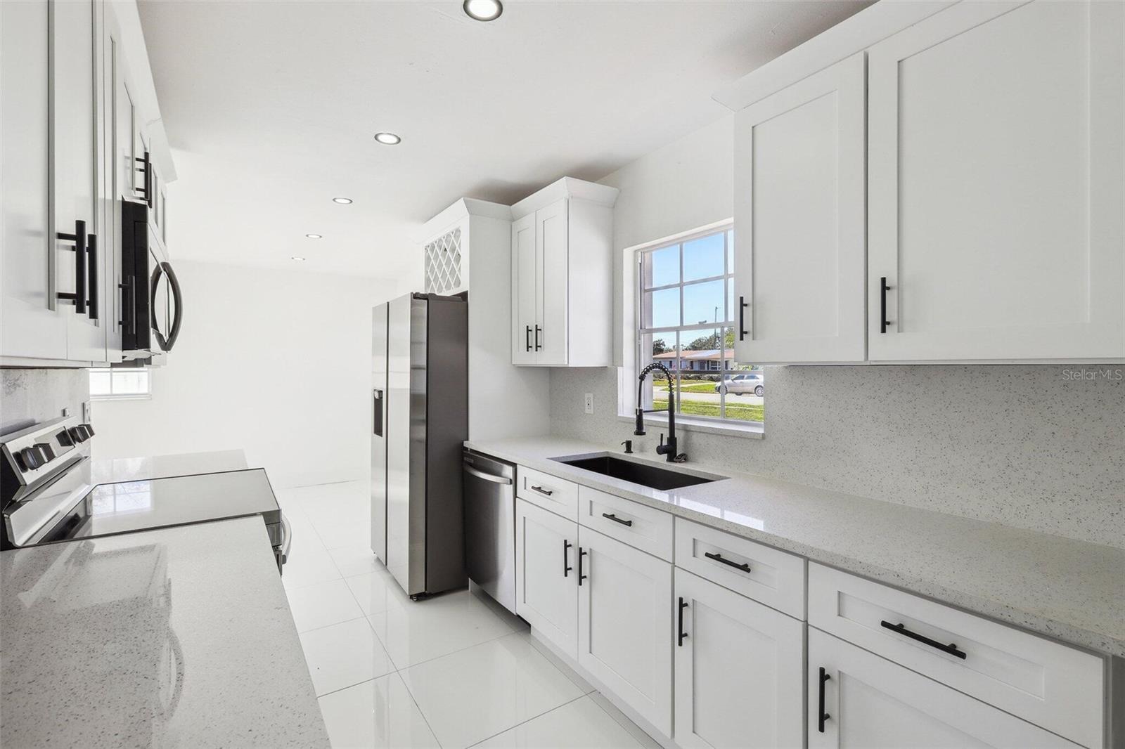 6007 AMBASSADOR DRIVE