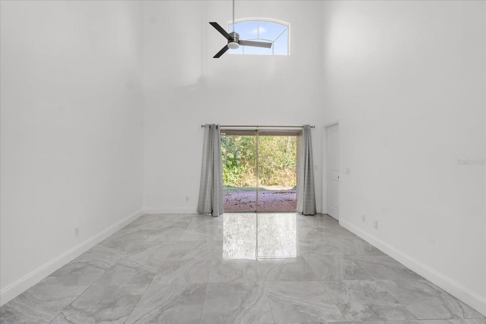 14852 LAGUNA BEACH CIRCLE