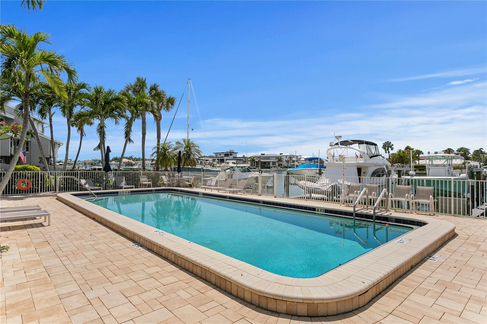 PINE KEY LODGE - Residential