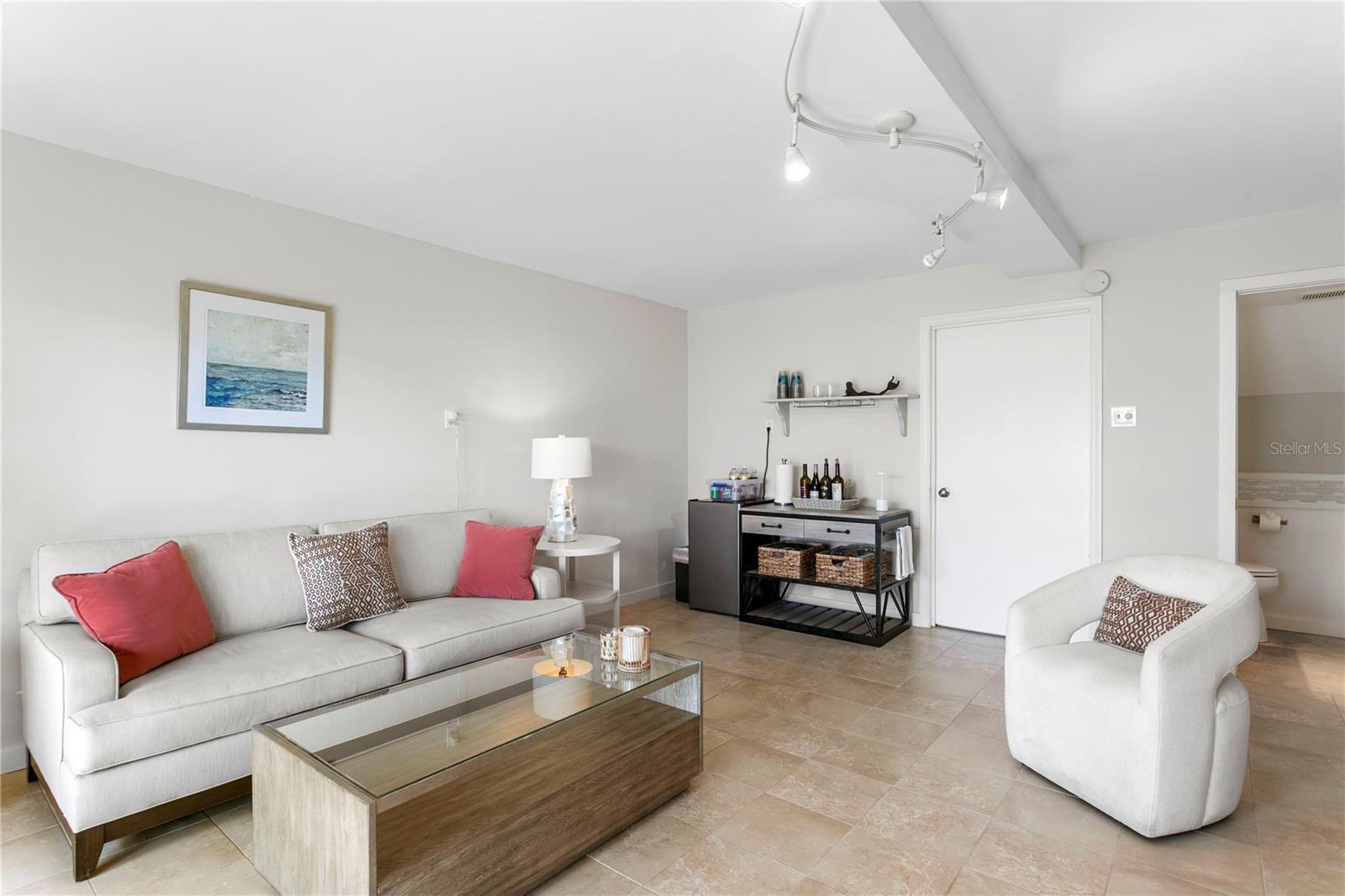 PINE KEY LODGE - Residential