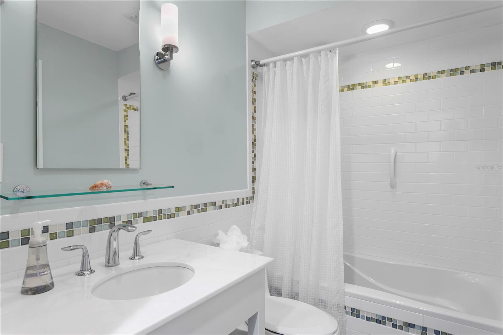 PINE KEY LODGE - Residential